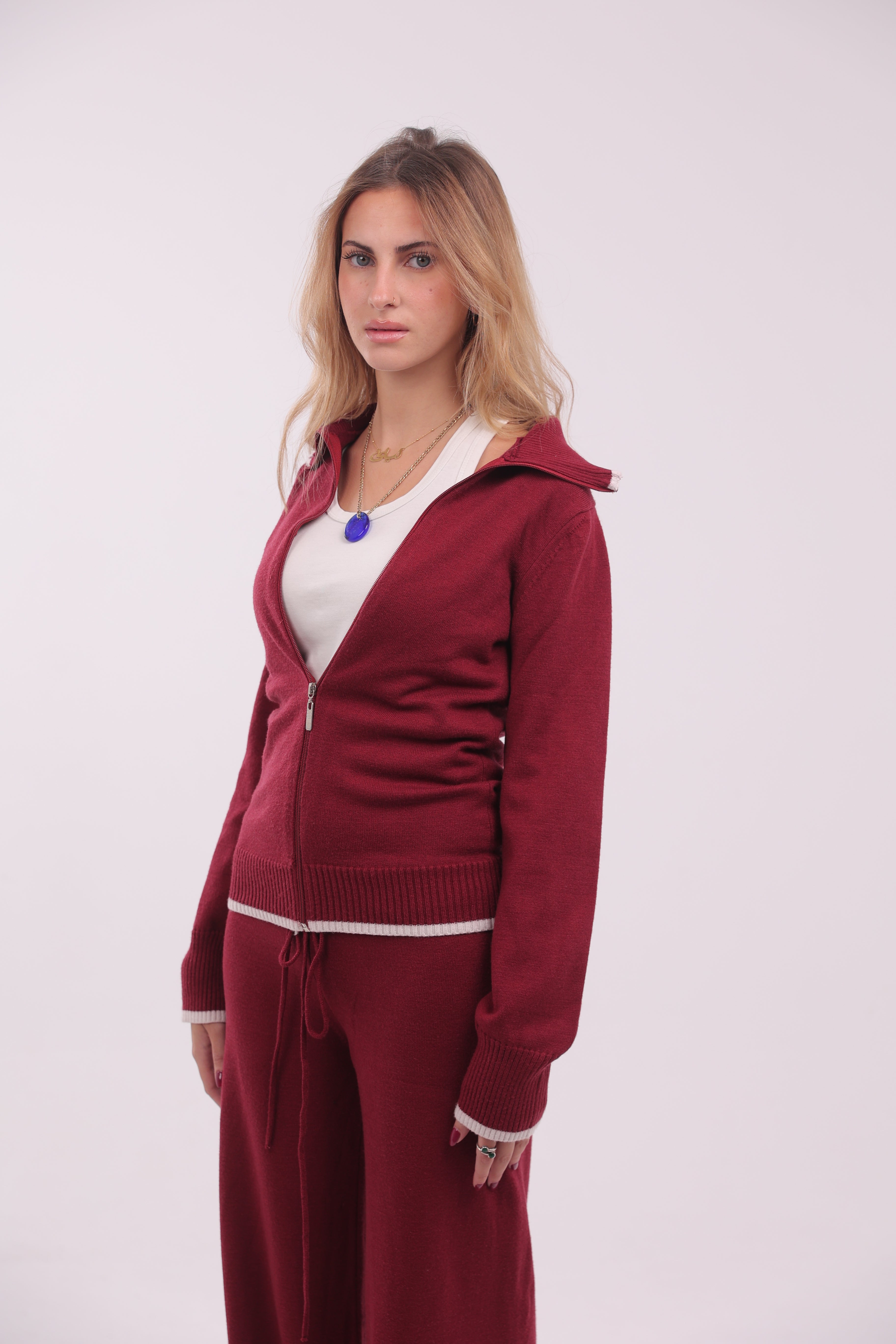 Two Tone Knit Zip Up in Burgundy