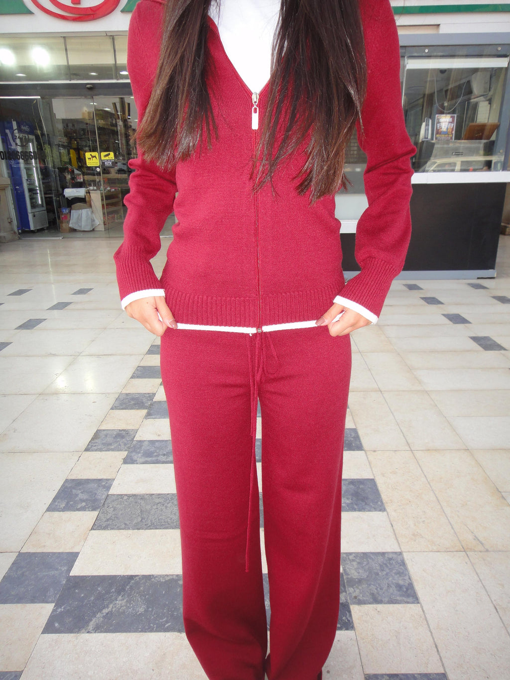 Two Tone Knit Zip Up in Burgundy